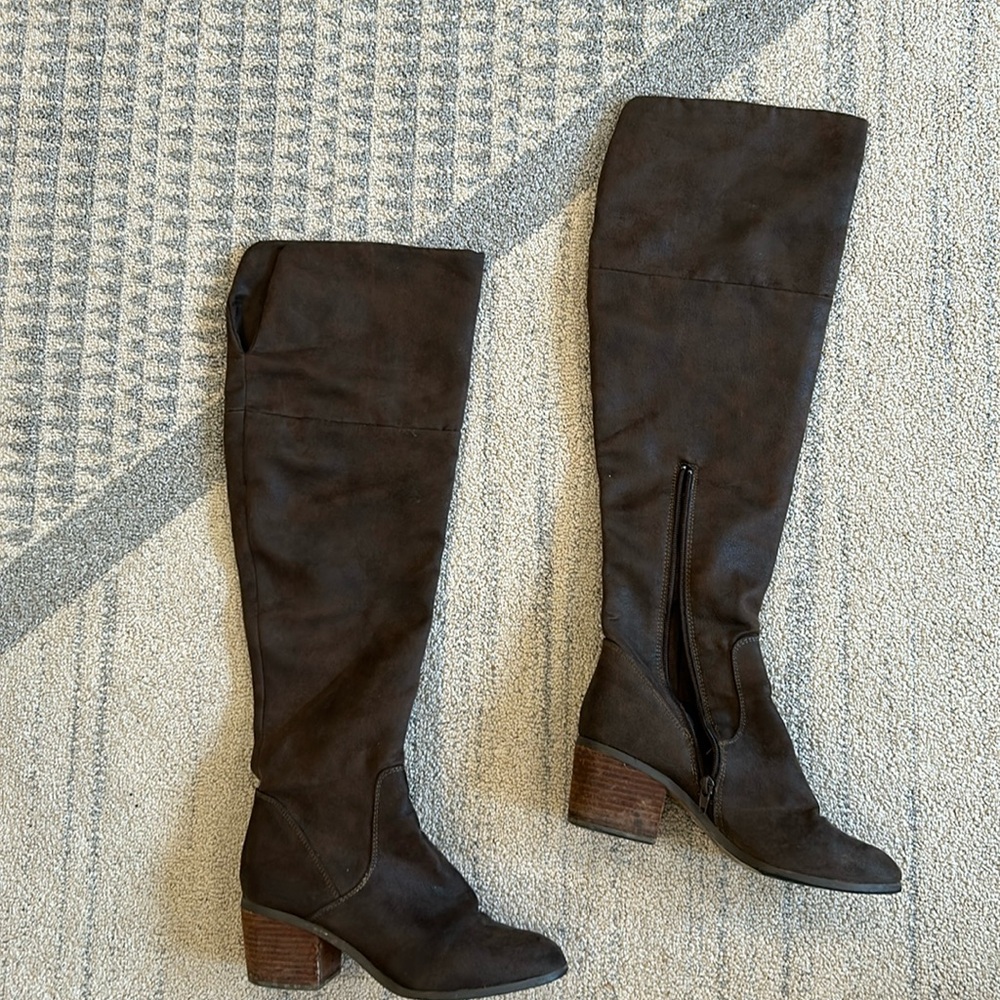 Report Size 8 Thigh Highs